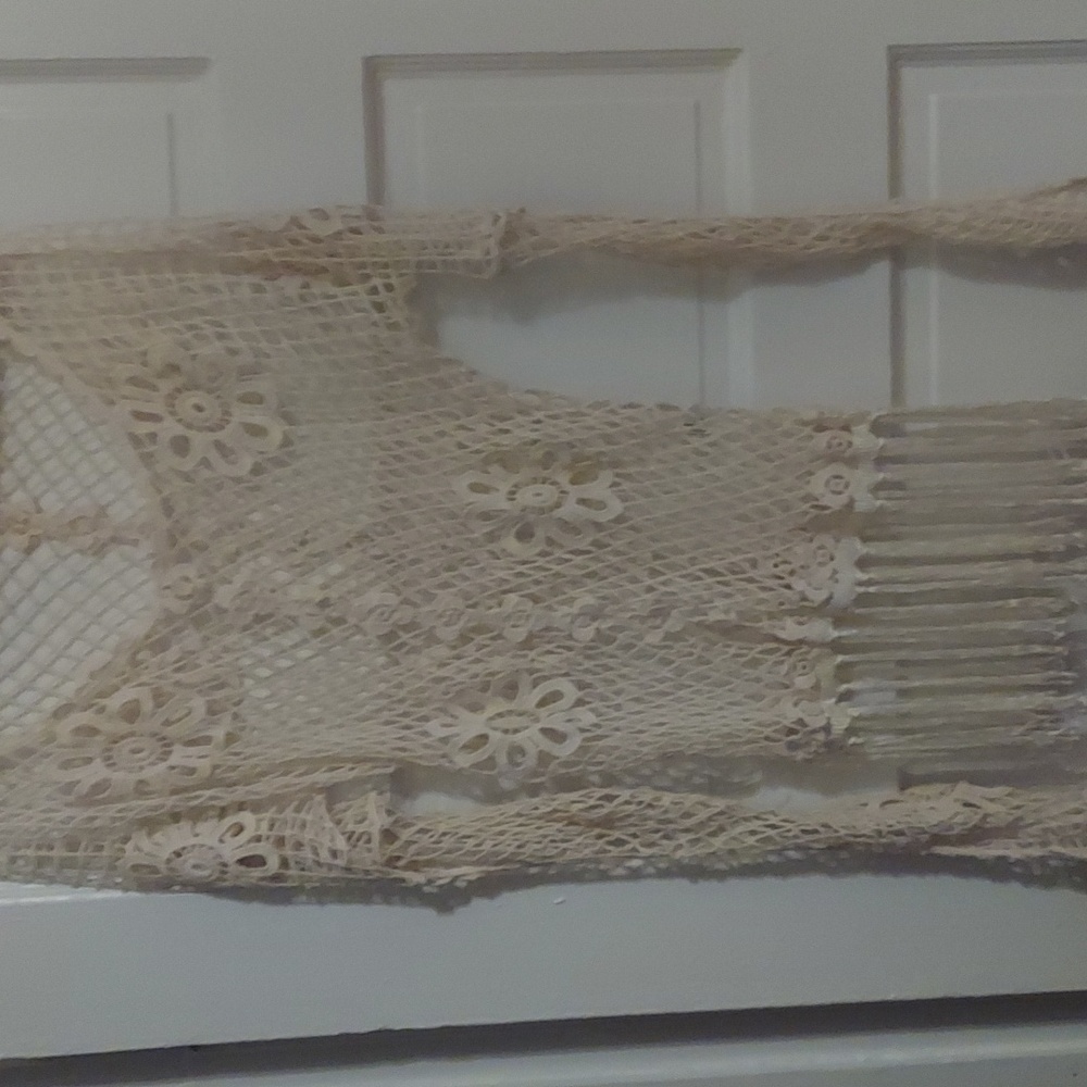 Cream pullover top